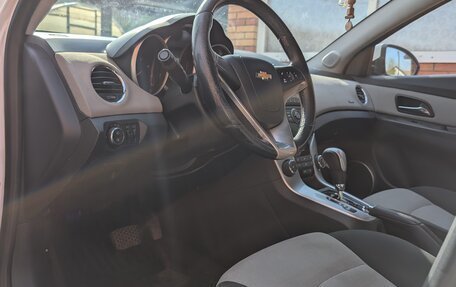 Chevrolet Cruze II, 2014 год, 950 000 рублей, 6 фотография