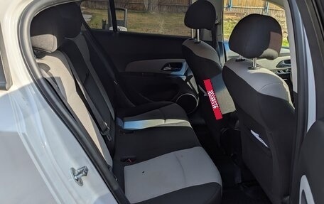 Chevrolet Cruze II, 2014 год, 950 000 рублей, 7 фотография