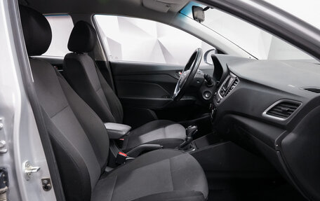 Hyundai Solaris II рестайлинг, 2017 год, 1 344 000 рублей, 10 фотография