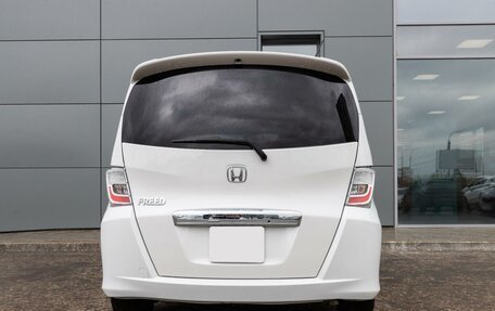 Honda Freed I, 2013 год, 1 350 000 рублей, 5 фотография