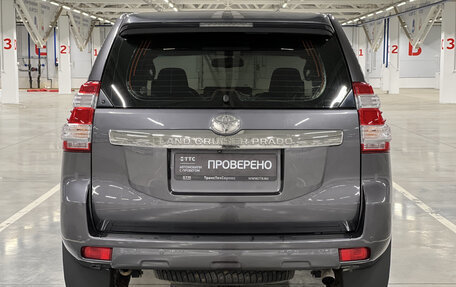 Toyota Land Cruiser Prado 150 рестайлинг 2, 2014 год, 3 510 700 рублей, 10 фотография