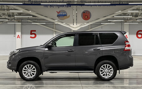 Toyota Land Cruiser Prado 150 рестайлинг 2, 2014 год, 3 510 700 рублей, 12 фотография