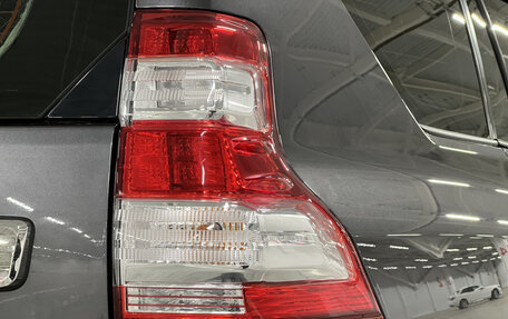 Toyota Land Cruiser Prado 150 рестайлинг 2, 2014 год, 3 510 700 рублей, 13 фотография