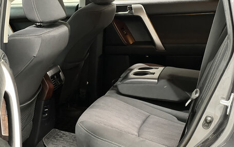 Toyota Land Cruiser Prado 150 рестайлинг 2, 2014 год, 3 510 700 рублей, 16 фотография