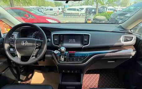Honda Odyssey IV, 2022 год, 2 600 000 рублей, 15 фотография