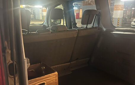 Renault Kangoo II рестайлинг, 2011 год, 550 000 рублей, 6 фотография