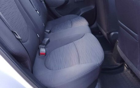 Hyundai Solaris II рестайлинг, 2016 год, 1 140 000 рублей, 2 фотография