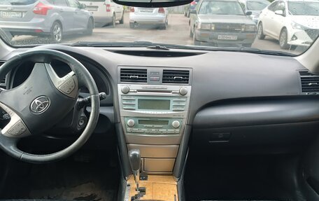 Toyota Camry, 2006 год, 900 000 рублей, 2 фотография