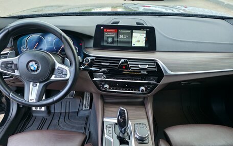 BMW 5 серия, 2018 год, 3 980 000 рублей, 22 фотография