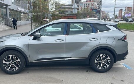 KIA Sportage IV рестайлинг, 2025 год, 2 400 000 рублей, 3 фотография