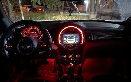 MINI Hatch, 2015 год, 1 590 000 рублей, 9 фотография