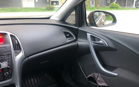 Opel Astra J, 2013 год, 875 000 рублей, 21 фотография