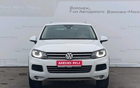 Volkswagen Touareg III, 2014 год, 1 880 000 рублей, 2 фотография