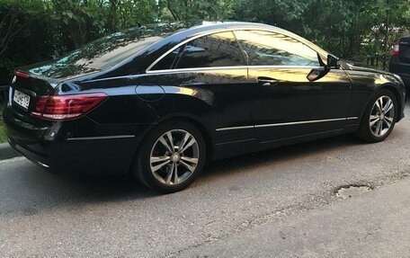 Mercedes-Benz E-Класс, 2013 год, 1 600 000 рублей, 2 фотография