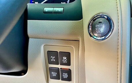 Lexus LX III, 2011 год, 5 799 000 рублей, 25 фотография