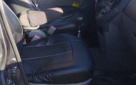 KIA Carens I (RS), 2005 год, 410 000 рублей, 8 фотография