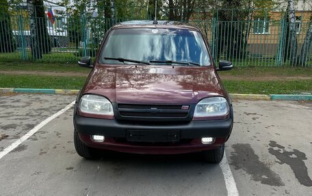 Chevrolet Niva I рестайлинг, 2003 год, 500 000 рублей, 2 фотография