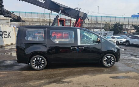 Hyundai Staria, 2024 год, 8 990 000 рублей, 9 фотография
