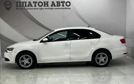 Volkswagen Jetta VI, 2013 год, 900 000 рублей, 7 фотография