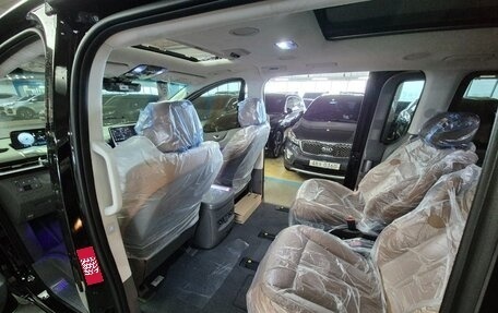 Hyundai Staria, 2024 год, 8 990 000 рублей, 21 фотография