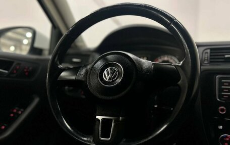 Volkswagen Jetta VI, 2013 год, 900 000 рублей, 14 фотография