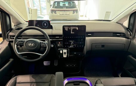 Hyundai Staria, 2025 год, 7 800 000 рублей, 6 фотография