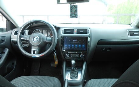 Volkswagen Jetta VI, 2012 год, 838 000 рублей, 6 фотография