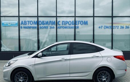 Hyundai Solaris II рестайлинг, 2011 год, 858 000 рублей, 2 фотография