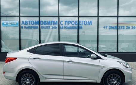 Hyundai Solaris II рестайлинг, 2011 год, 858 000 рублей, 6 фотография
