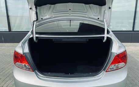 Hyundai Solaris II рестайлинг, 2011 год, 858 000 рублей, 19 фотография