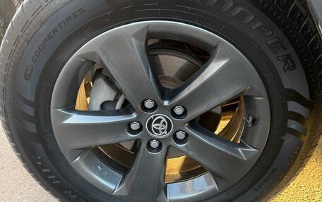 Toyota RAV4, 2013 год, 1 850 000 рублей, 16 фотография