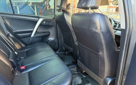 Toyota RAV4, 2013 год, 1 850 000 рублей, 13 фотография