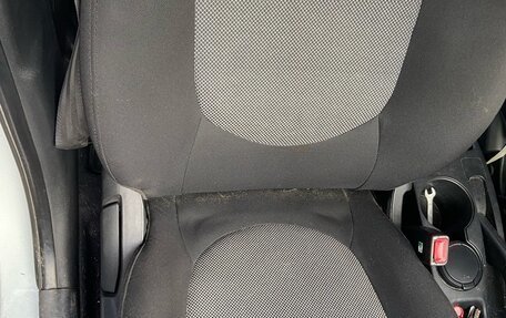Hyundai Solaris II рестайлинг, 2011 год, 775 000 рублей, 27 фотография