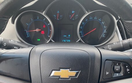 Chevrolet Cruze II, 2013 год, 850 000 рублей, 5 фотография