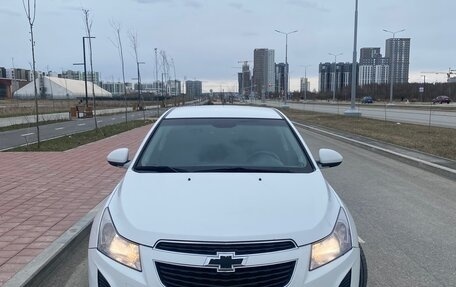 Chevrolet Cruze II, 2013 год, 850 000 рублей, 3 фотография