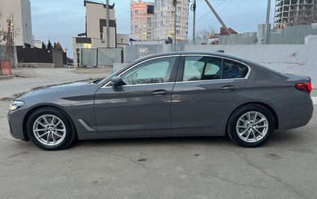BMW 5 серия, 2021 год, 6 000 000 рублей, 6 фотография
