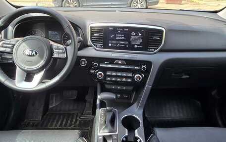 KIA Sportage IV рестайлинг, 2021 год, 4 050 000 рублей, 6 фотография
