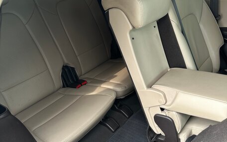 Hyundai Santa Fe III рестайлинг, 2013 год, 2 200 000 рублей, 19 фотография