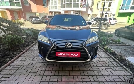 Lexus RX IV рестайлинг, 2018 год, 4 500 000 рублей, 8 фотография