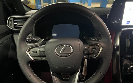 Lexus LX, 2024 год, 17 000 000 рублей, 16 фотография