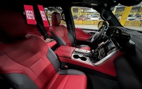 Lexus LX, 2024 год, 17 000 000 рублей, 14 фотография