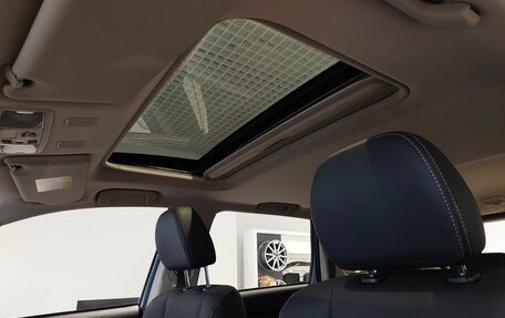Mitsubishi Outlander III рестайлинг 3, 2022 год, 3 050 000 рублей, 18 фотография
