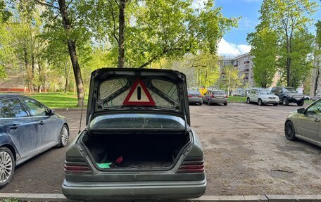 Mercedes-Benz W124, 1986 год, 295 000 рублей, 6 фотография