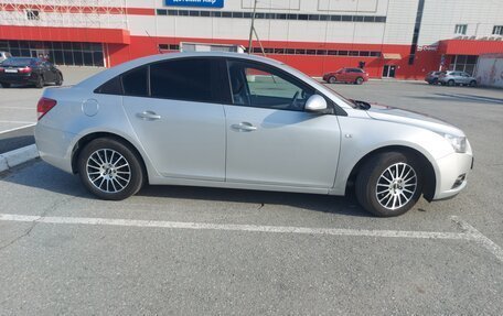 Chevrolet Cruze II, 2012 год, 760 000 рублей, 3 фотография