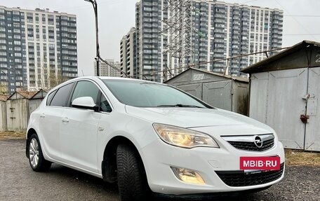 Opel Astra J, 2012 год, 615 000 рублей, 2 фотография