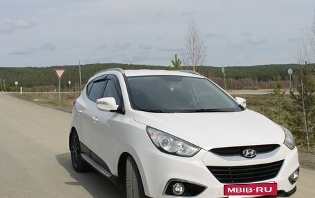 Hyundai ix35 I рестайлинг, 2012 год, 1 340 000 рублей, 4 фотография
