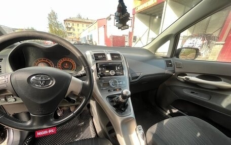Toyota Auris II, 2007 год, 780 000 рублей, 4 фотография