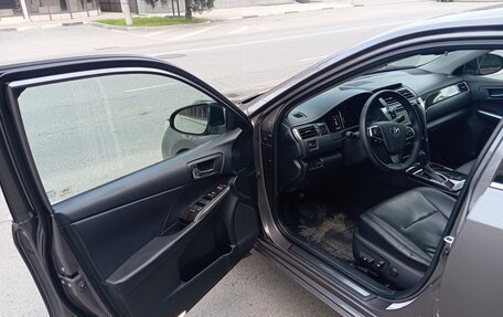 Toyota Camry, 2016 год, 2 230 000 рублей, 8 фотография
