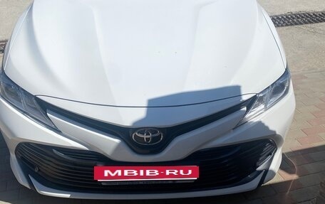Toyota Camry, 2019 год, 2 600 000 рублей, 3 фотография