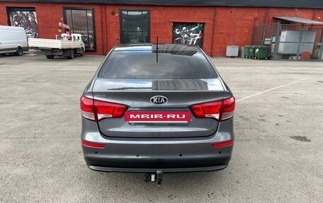 KIA Rio III рестайлинг, 2016 год, 1 000 000 рублей, 4 фотография